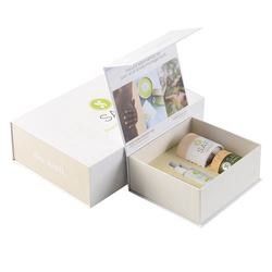 Hộp đựng mỹ phẩm Elegent Square Hộp quà tặng từ tính có thể gập lại