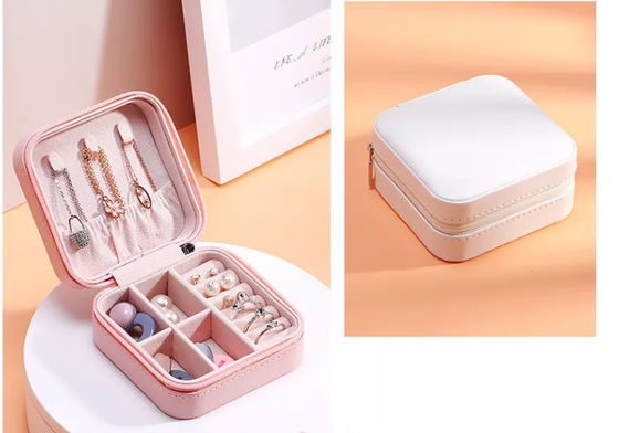 Hộp đựng bông tai nhung sành điệu Hộp đựng trang sức Pantone bóng hộp Da PU