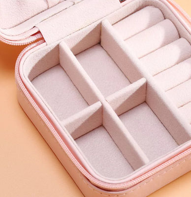 Hộp đựng bông tai nhung sành điệu Hộp đựng trang sức Pantone bóng hộp Da PU