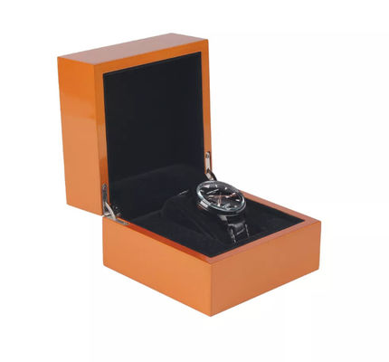 Hộp đựng đồng hồ đeo tay có độ bóng cao Bản lề Hộp đựng đồng hồ bằng gỗ kim loại
