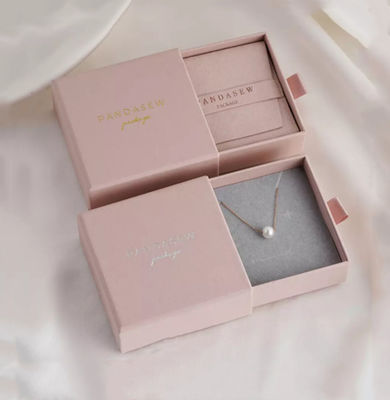 PandaSew Vòng đeo tay Trang sức Hộp Bao bì Deboss Giấy bìa cứng