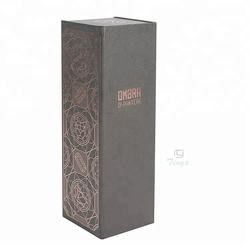 Hộp quà rượu trang trí Các tông bề mặt cán mờ